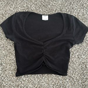 Tillys Black XS Crop Tee